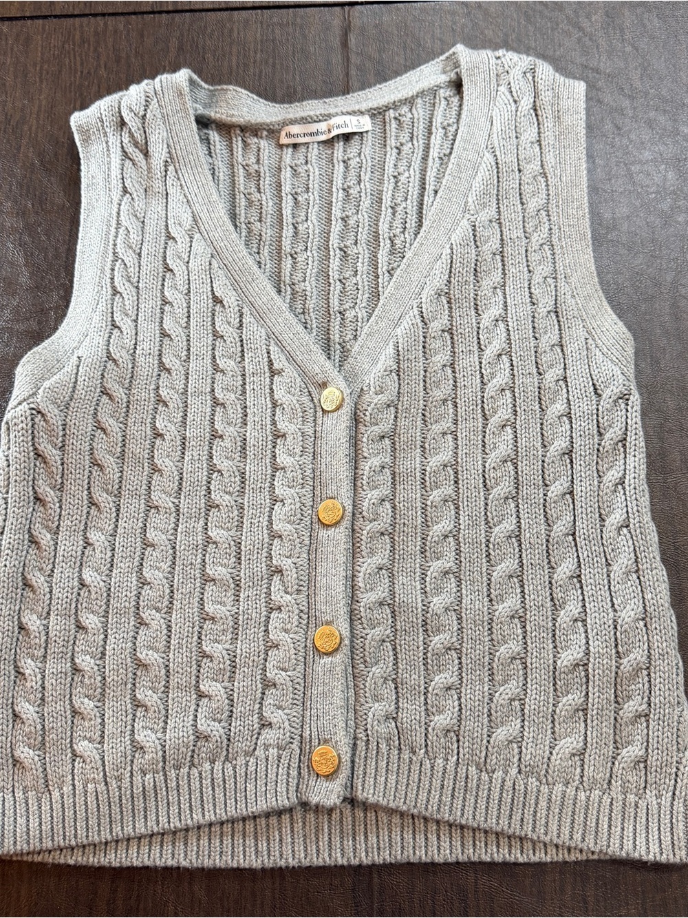 Abercrombie & Fitch Women's Cable Knit Sleeveless Sweater Vest - Light Gray Sz S